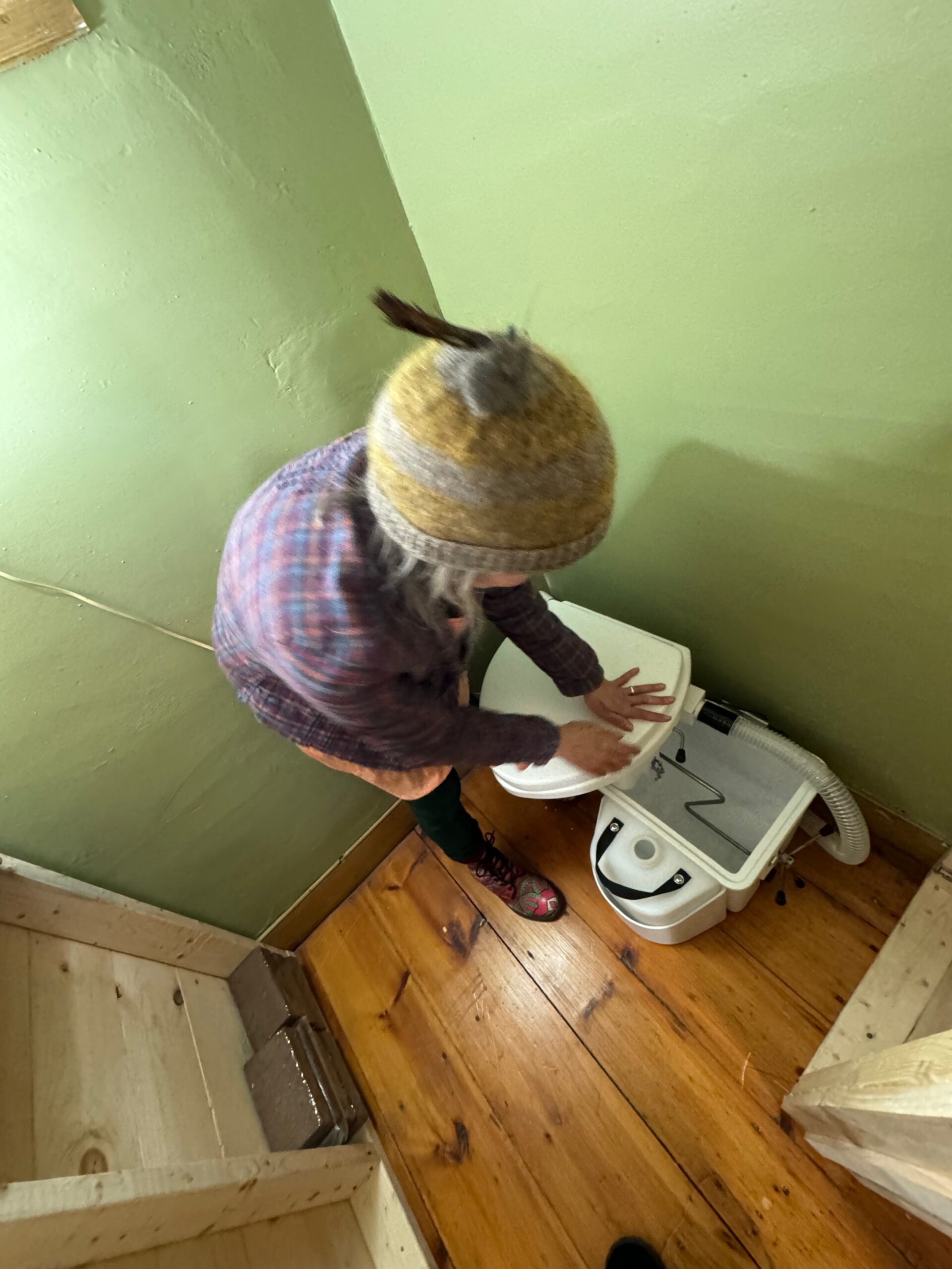 Pooped! Cleaning a Composting Toilet — Rigging Doctor